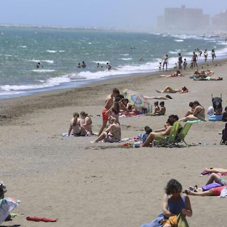 Ferienwohnung Apartamento En Calle Mendoza - Zona Huelin & 300 Mts De La Playa Málaga Exterior foto