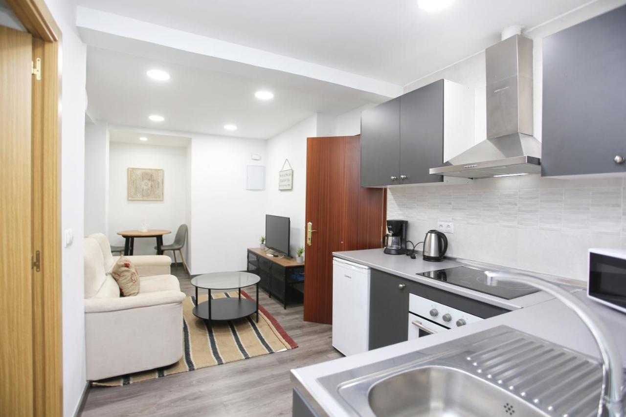 Ferienwohnung Apartamento En Calle Mendoza - Zona Huelin & 300 Mts De La Playa Málaga Exterior foto